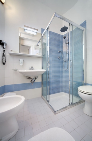 Imagen de la habitación del Hotel San Marco Marotta. Foto 18