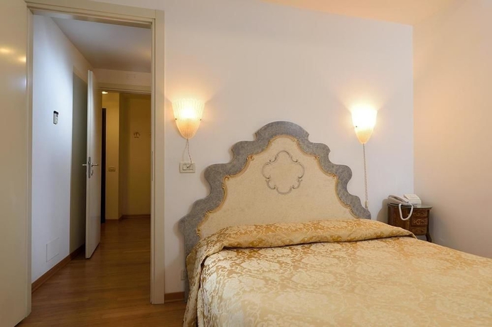 Imagen de la habitación del Hotel San Marco Palace. Foto 5