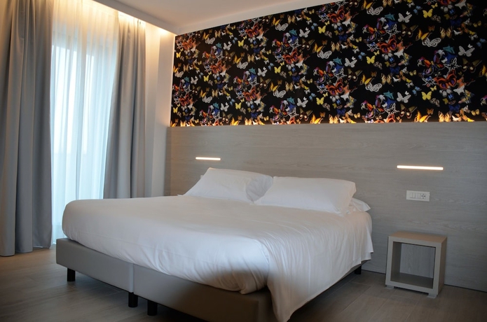 Imagen de la habitación del Hotel San Marco, Peschiera del Garda. Foto 15