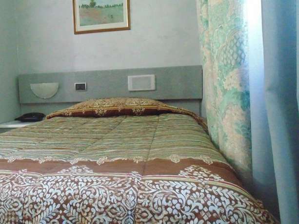 Imagen de la habitación del Hotel San Marco, Rionero in Vulture. Foto 8