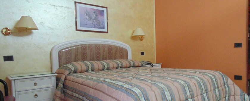 Imagen de la habitación del Hotel San Marco, Rionero in Vulture. Foto 15