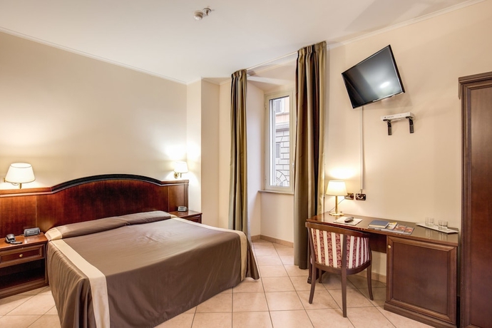 Imagen de la habitación del Hotel San Marco, Roma. Foto 4