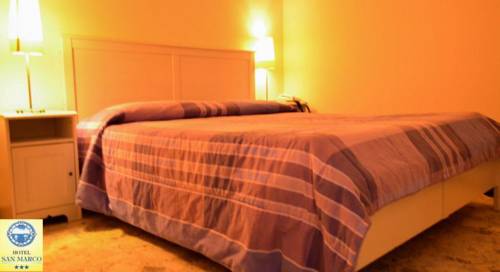 Imagen de la habitación del Hotel San Marco, Savona. Foto 2