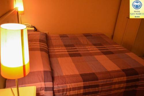 Imagen de la habitación del Hotel San Marco, Savona. Foto 14