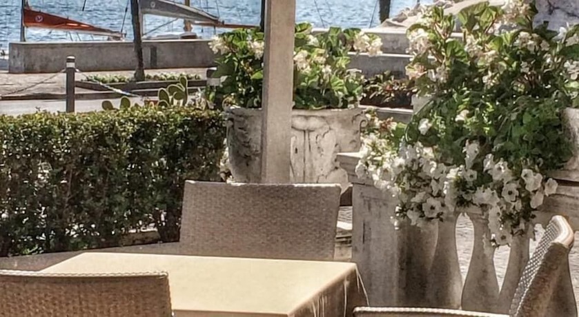Imagen de los exteriores del Hotel San Marco, Toscolano-Maderno. Foto 15