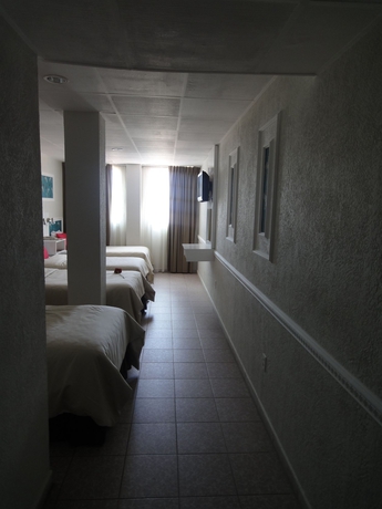 Imagen de la habitación del Hotel San Marco and Casino. Foto 3