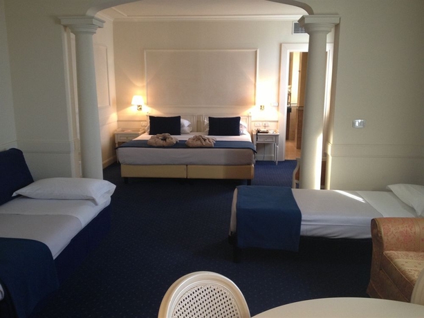 Imagen de la habitación del Hotel San Marco and Formula Club. Foto 3