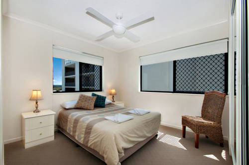 Imagen de la habitación del Hotel San Marino By The Sea Apartments. Foto 4