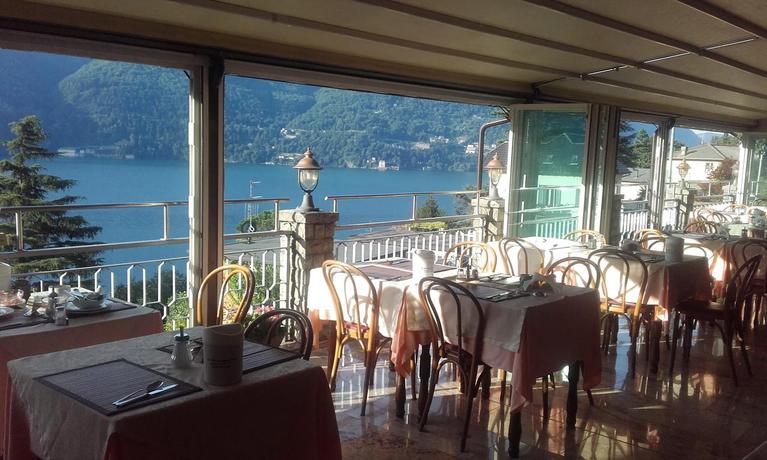 Imagen del bar/restaurante del Hotel San Marino, Laglio. Foto 3