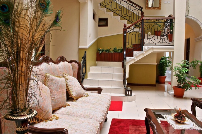 Imagen de los interiores del Hotel San Marino Royal. Foto 15