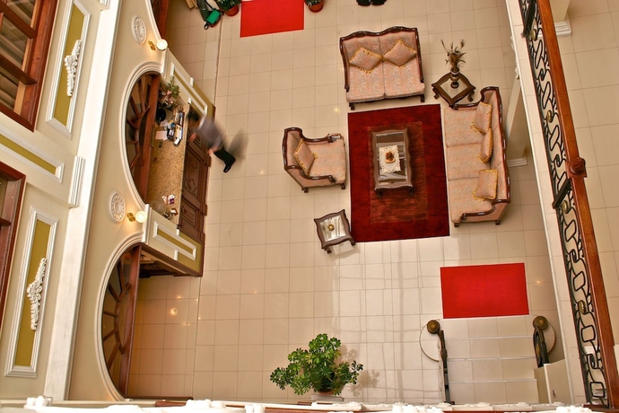 Imagen de los interiores del Hotel San Marino Royal. Foto 17