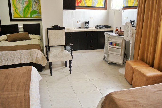 Imagen de la habitación del Hotel San Martin Armenia. Foto 9