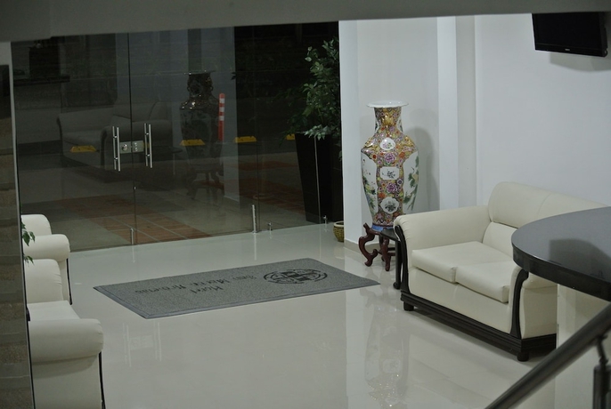 Imagen de los interiores del Hotel San Martin Armenia. Foto 16