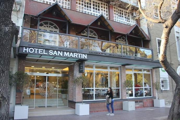 Imagen de los exteriores del Hotel San Martin, MENDOZA. Foto 8