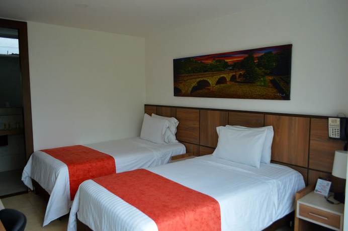 Imagen de la habitación del Hotel San Martin Popayan. Foto 9