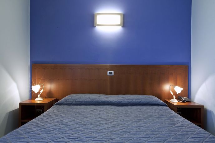 Imagen de la habitación del Hotel San Martino, Siracusa. Foto 6