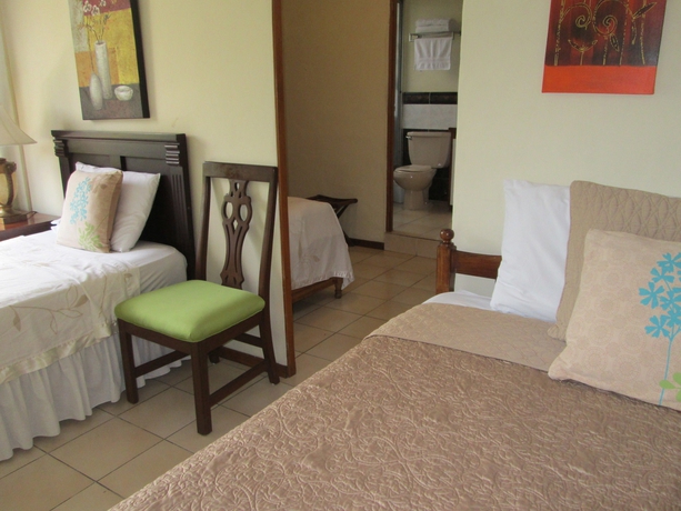 Imagen de la habitación del Hotel San Mateo. Foto 4