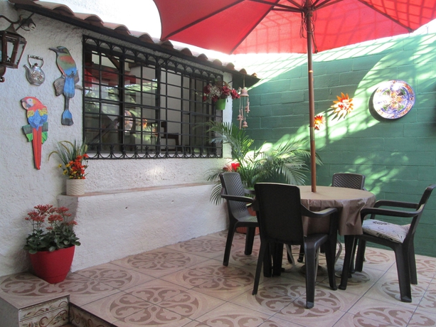 Imagen de los exteriores del Hotel San Mateo. Foto 9