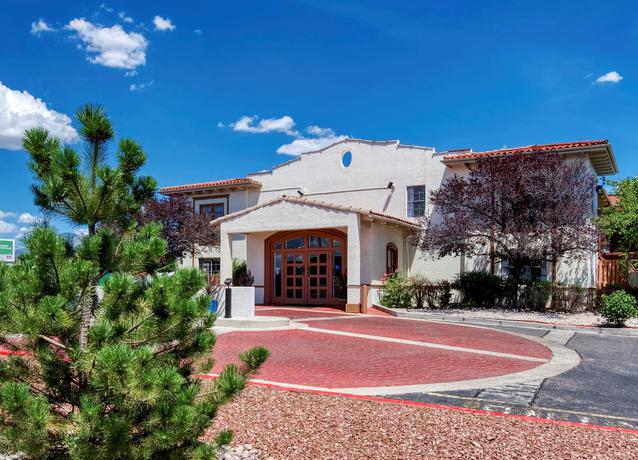 Imagen general del Hotel San Mateo Inn. Foto 14