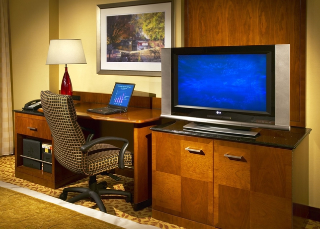 Imagen de la habitación del Hotel San Mateo Marriott San Francisco Airport. Foto 9