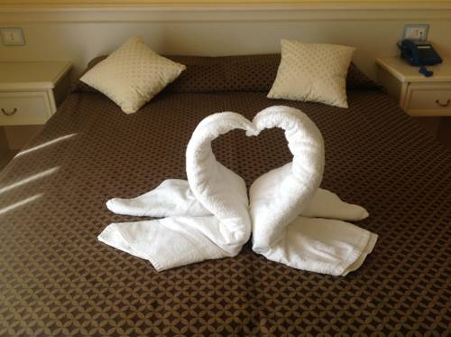 Imagen de la habitación del Hotel San Matteo Palace. Foto 5