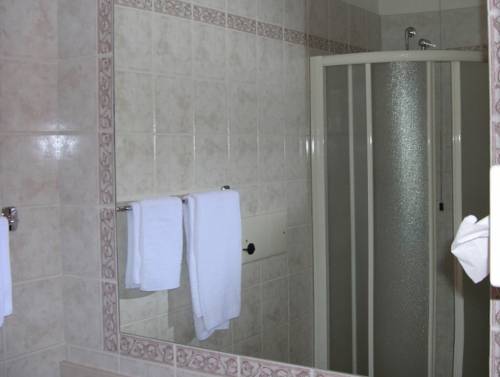 Imagen de la habitación del Hotel San Matteo, SANTA CATERINA VALFURVA. Foto 6