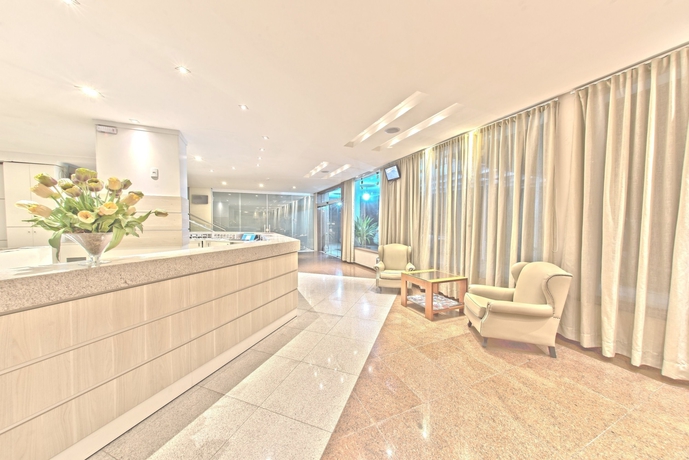 Imagen de los interiores del Hotel San Michel, Taubat&eacute;. Foto 13