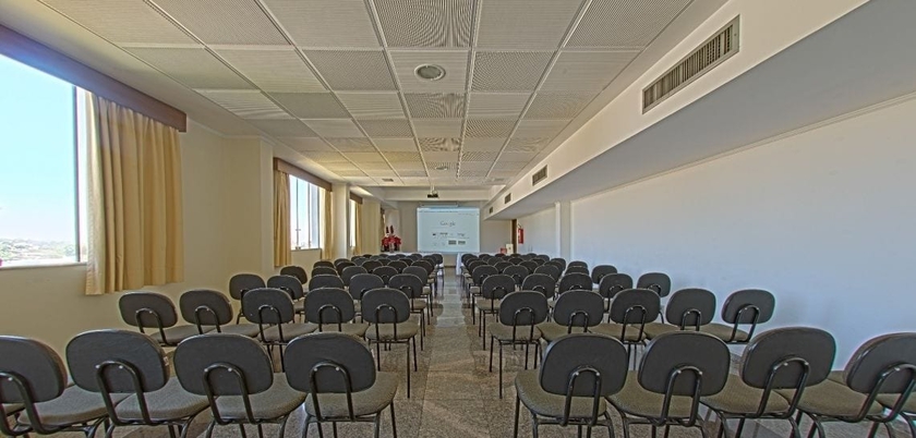 Imagen de los interiores del Hotel San Michel, Taubat&eacute;. Foto 16