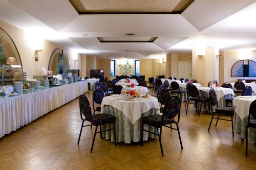 Imagen de la habitación del Hotel San Michele, Caltanissetta. Foto 4