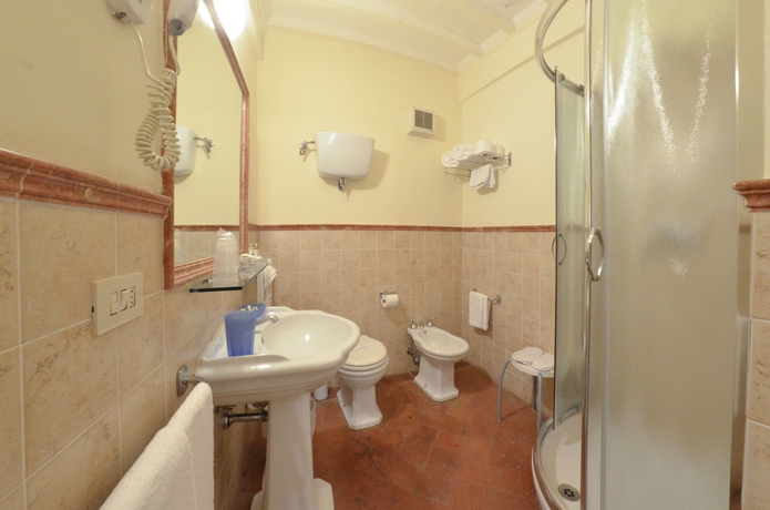 Imagen de la habitación del Hotel San Michele, Camucia. Foto 7