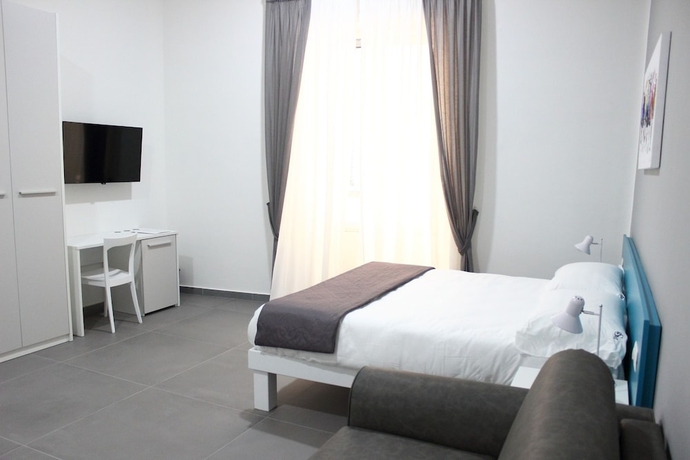 Imagen de la habitación del Hotel San Michele, Nápoles. Foto 4