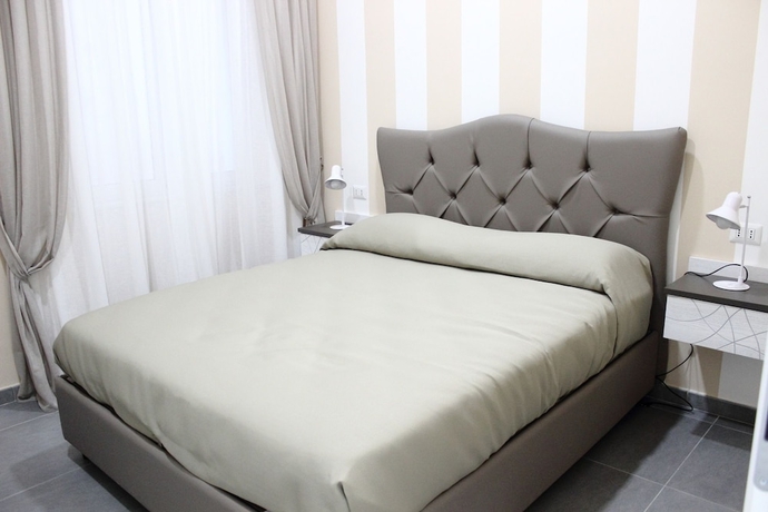 Imagen de la habitación del Hotel San Michele, Nápoles. Foto 9