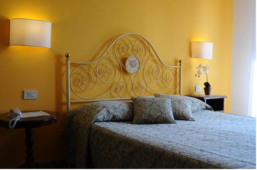 Imagen de la habitación del Hotel San Michele, San Gimignano. Foto 11
