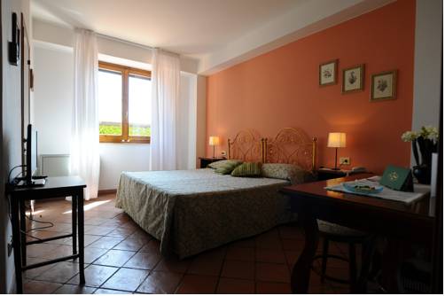 Imagen de la habitación del Hotel San Michele, San Gimignano. Foto 12
