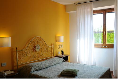 Imagen de la habitación del Hotel San Michele, San Gimignano. Foto 15