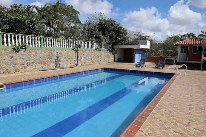 Imagen de la piscina del Hotel San Miguel Barichara Campestre. Foto 15