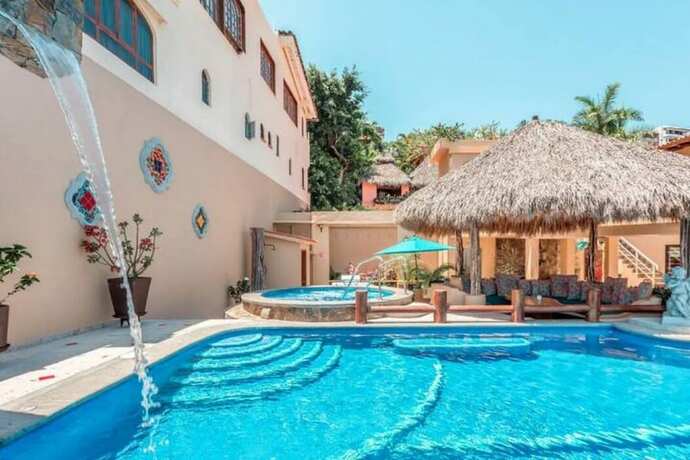 Imagen general del Hotel San Miguel PV Rentals. Foto 6