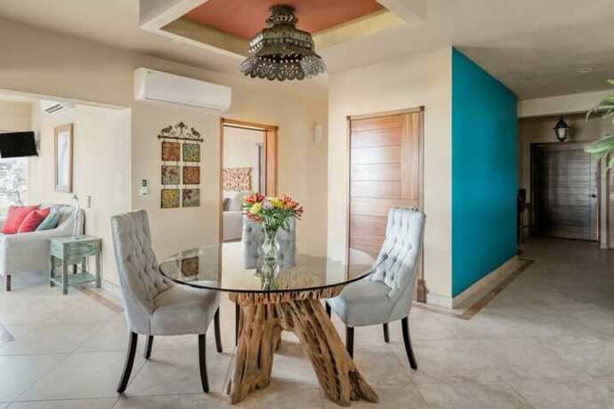 Imagen general del Hotel San Miguel PV Rentals. Foto 7