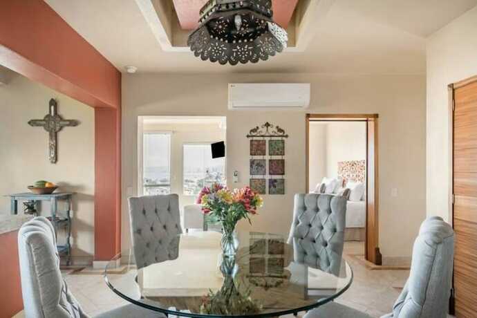Imagen general del Hotel San Miguel PV Rentals. Foto 8