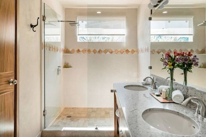 Imagen general del Hotel San Miguel PV Rentals. Foto 10