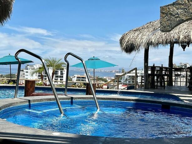 Imagen general del Hotel San Miguel PV Rentals. Foto 12
