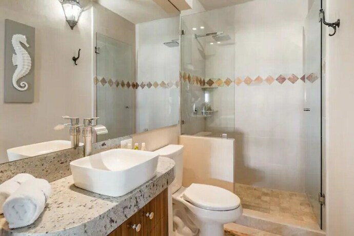 Imagen general del Hotel San Miguel PV Rentals. Foto 13