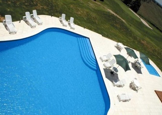 Imagen de la piscina del Hotel San Miguel Plaza. Foto 20