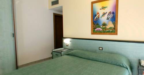 Imagen de la habitación del Hotel San Nazario. Foto 12