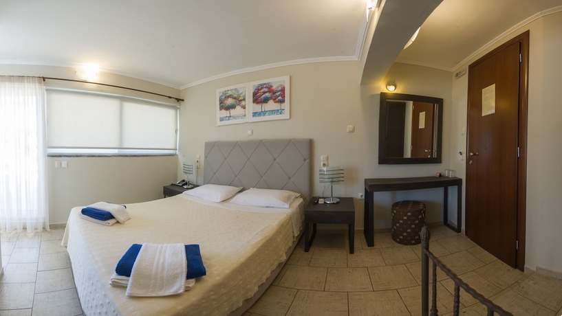 Imagen de la habitación del Hotel San Nectarios. Foto 4