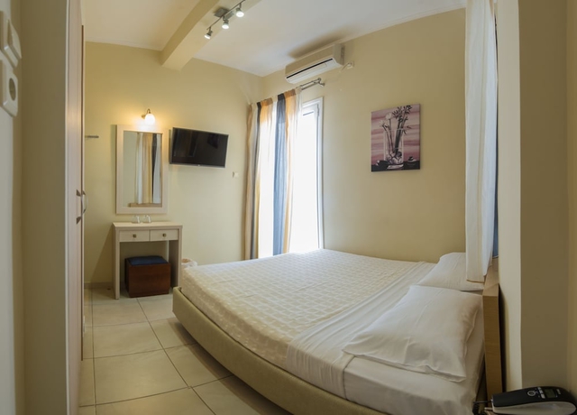 Imagen de la habitación del Hotel San Nectarios. Foto 6
