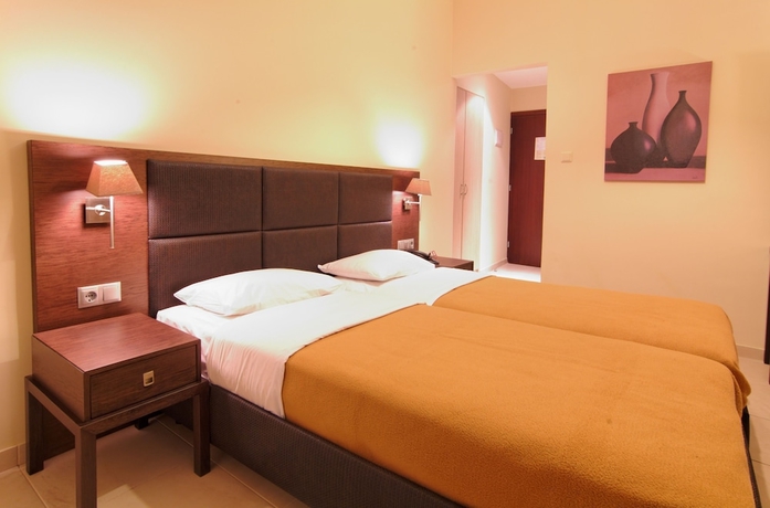 Imagen de la habitación del Hotel San Nectarios. Foto 11