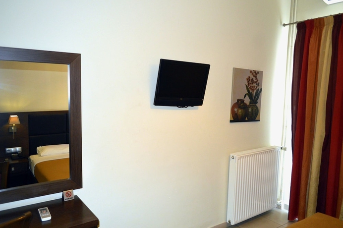 Imagen de la habitación del Hotel San Nectarios. Foto 16