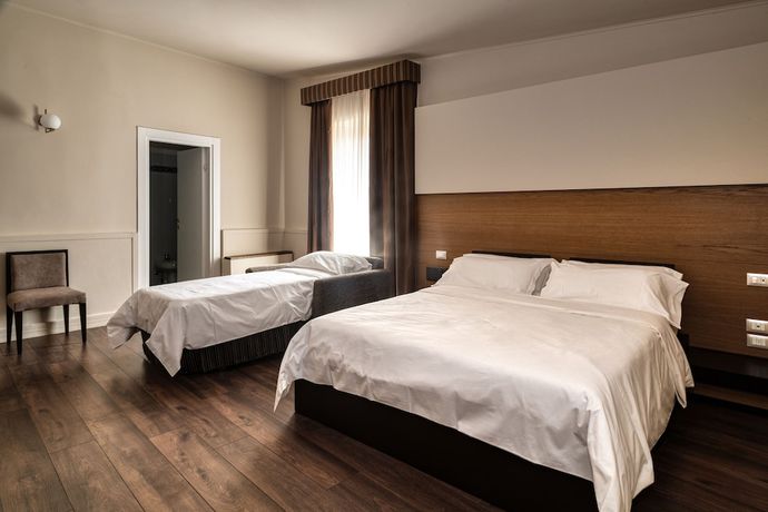 Imagen de la habitación del Hotel San Nicola, Altamura. Foto 13