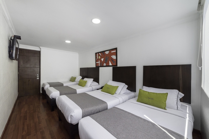 Imagen de la habitación del Hotel San Nicolas Bogota. Foto 6